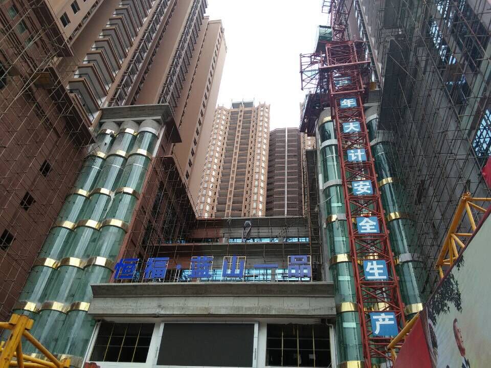 <b>���ʻ����� ���ʻ������������µ������Է���</b>